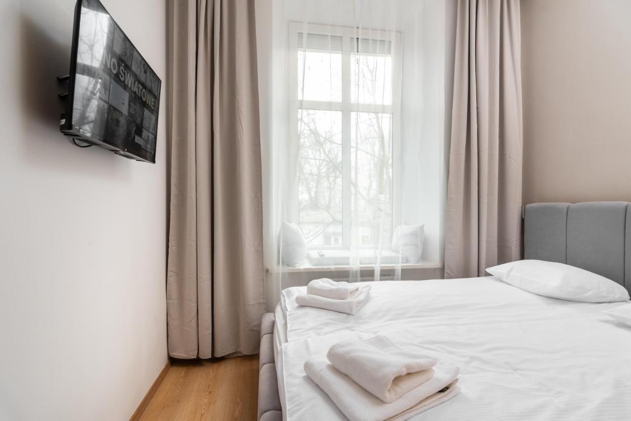 Modern Centrally Located Apartments - By Upstairs Cracovie Extérieur photo