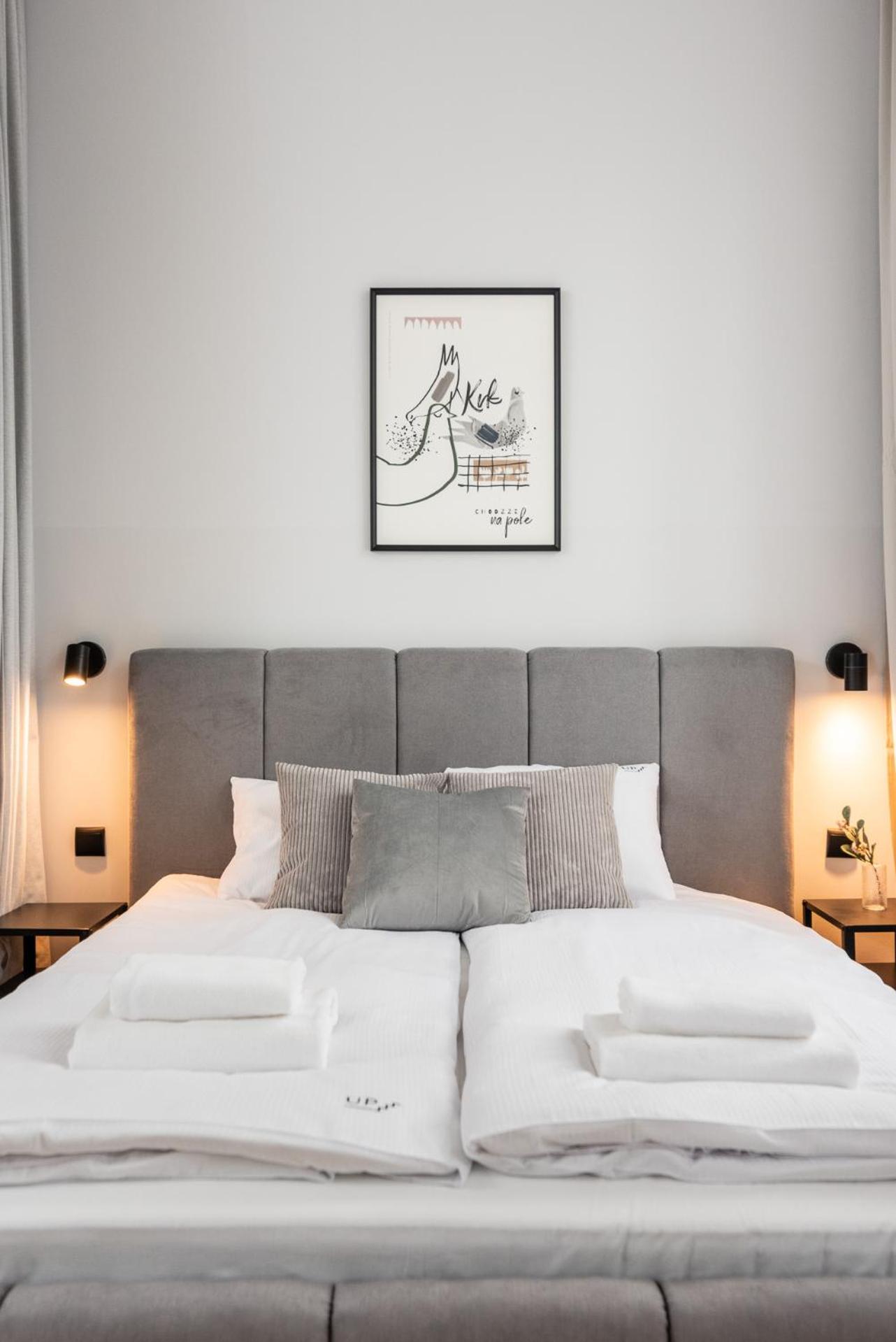 Modern Centrally Located Apartments - By Upstairs Cracovie Extérieur photo