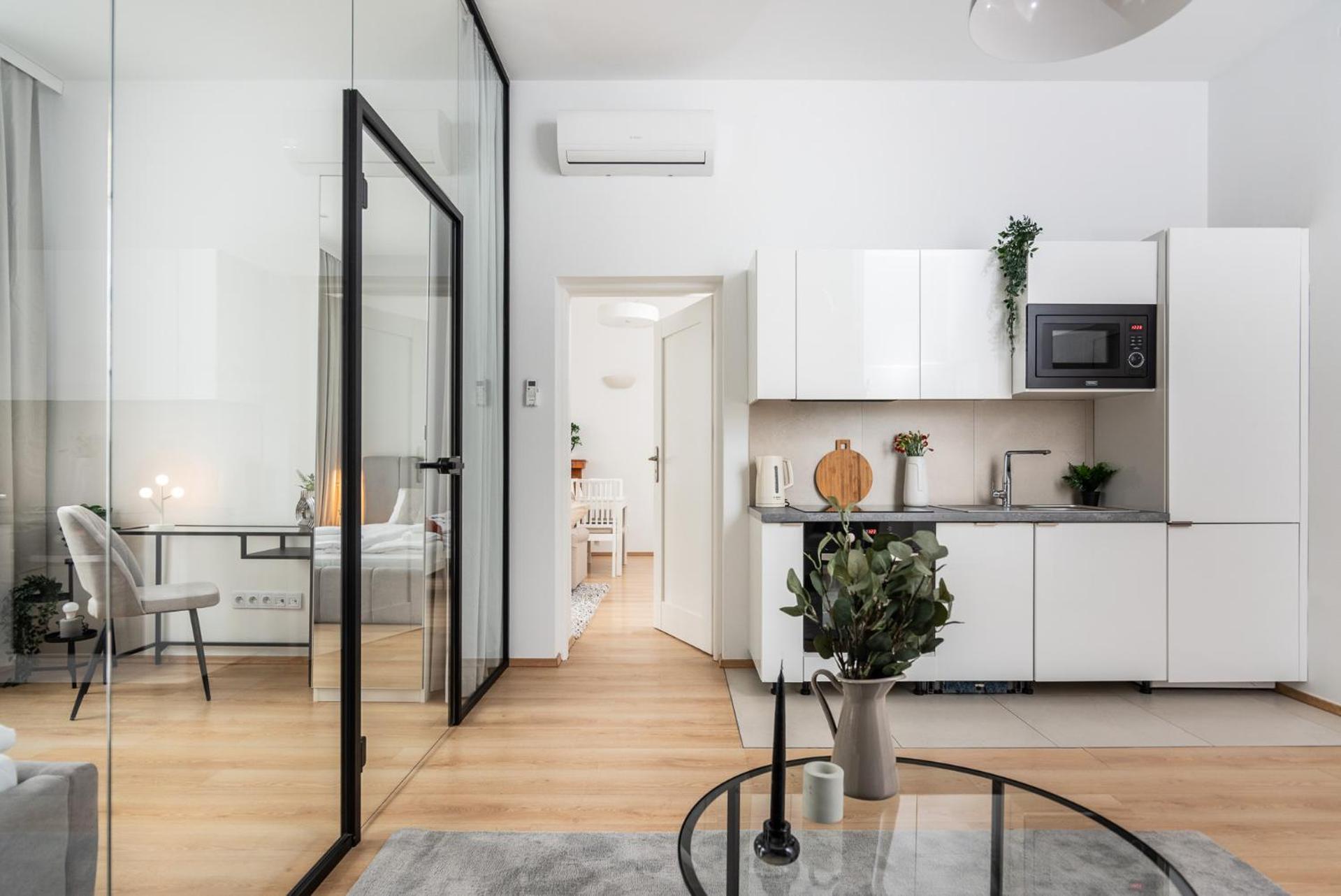 Modern Centrally Located Apartments - By Upstairs Cracovie Extérieur photo